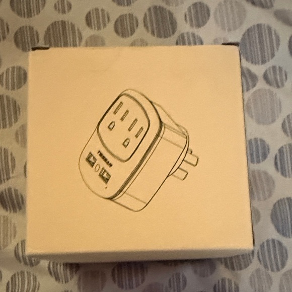 TESSAN Power Adapter - Picture 2 of 5